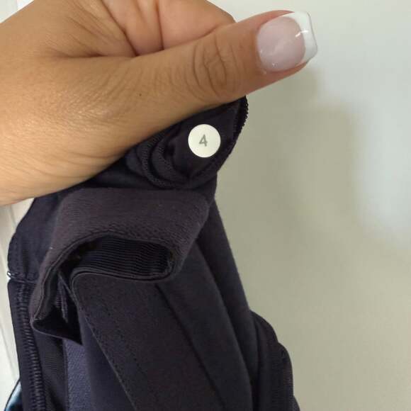 Lululemon Mesh With Me Tank Top Size‎ 4 - Picture 6 of 6